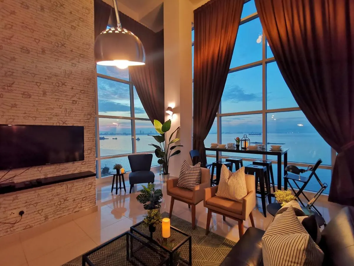 Maritime Suites Holiday Rental George Town