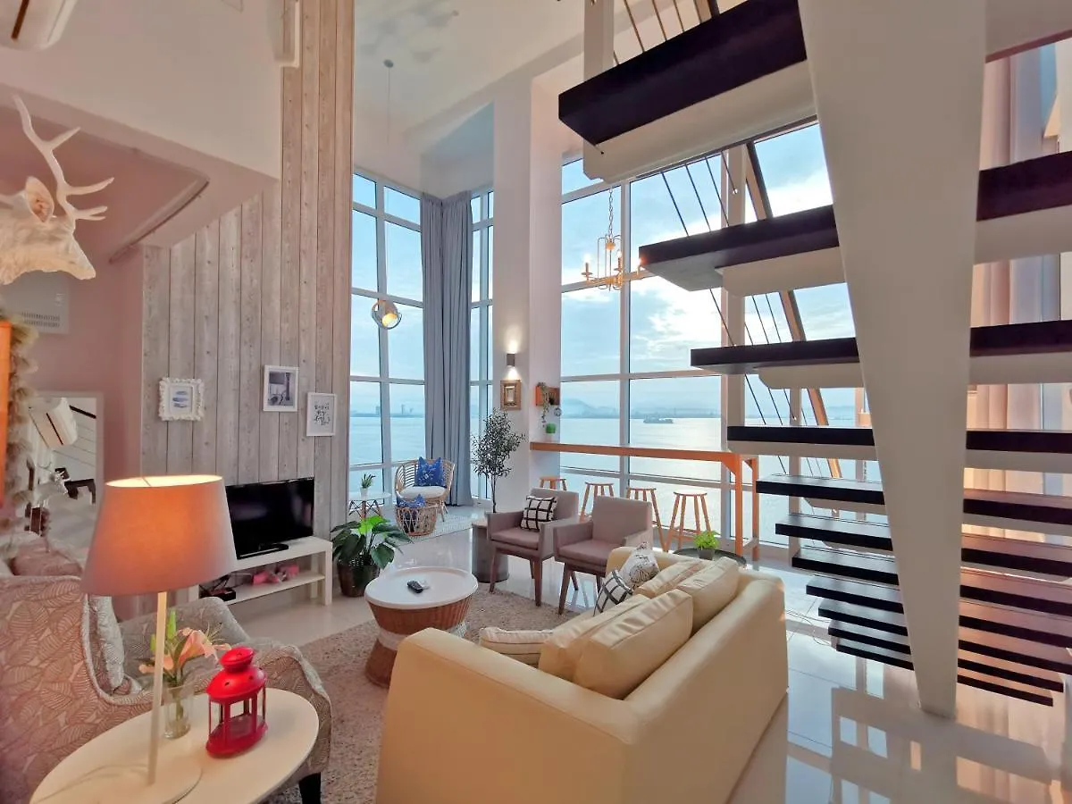Maritime Suites Holiday Rental George Town Malasia