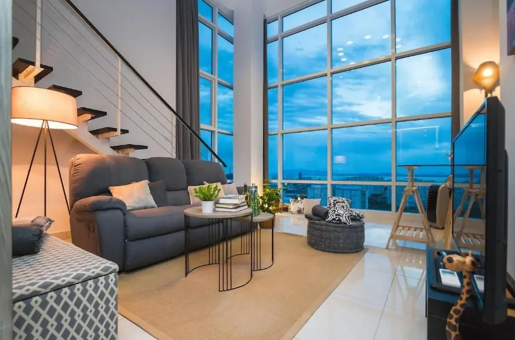 Maritime Suites Holiday Rental George Town