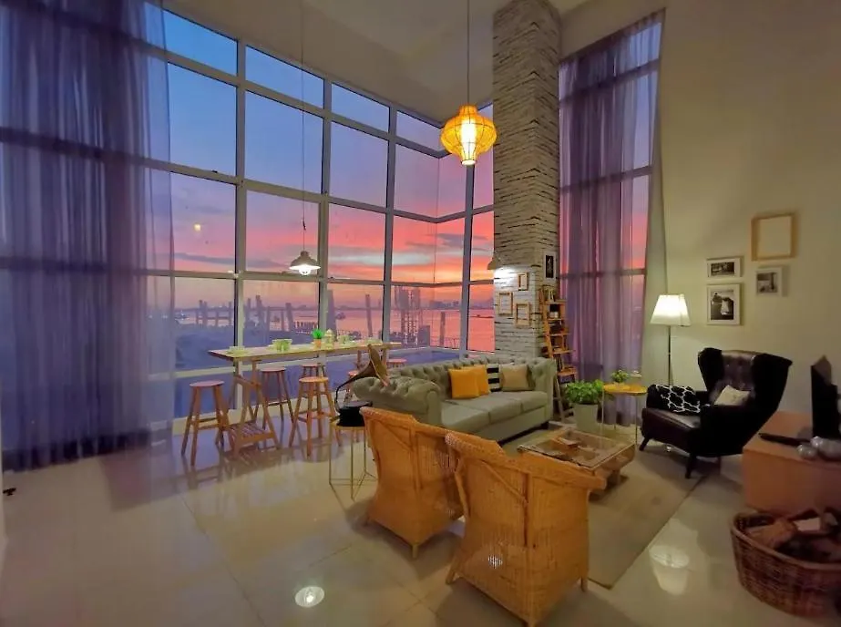 Maritime Suites Holiday Rental George Town